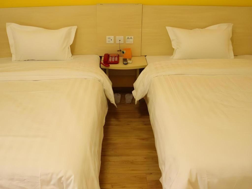 7 Days Inn Chengdu Sichuan University South Railway Station Luaran gambar