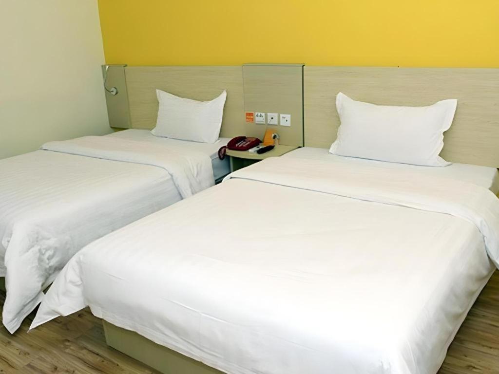 7 Days Inn Chengdu Sichuan University South Railway Station Luaran gambar
