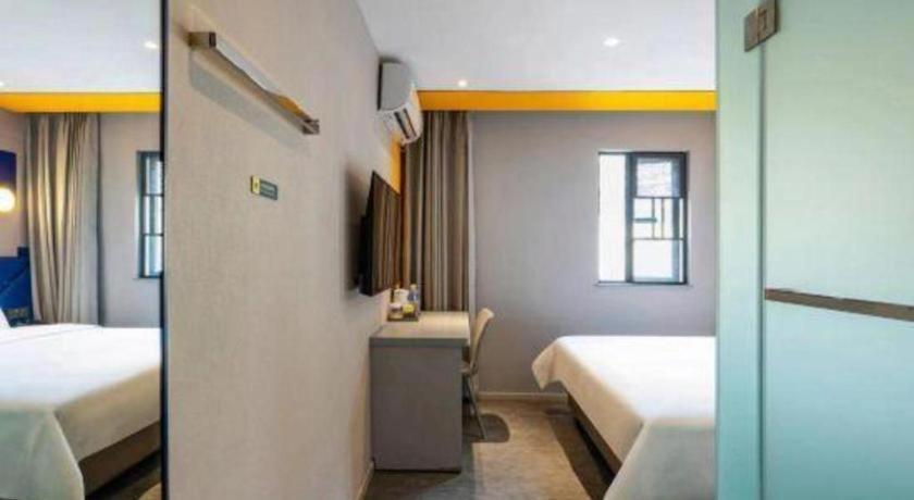 7 Days Inn Chengdu Sichuan University South Railway Station Luaran gambar
