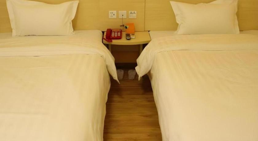 7 Days Inn Chengdu Sichuan University South Railway Station Luaran gambar