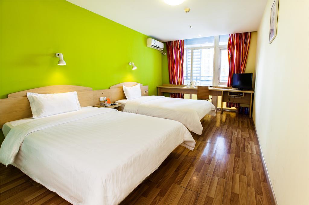 7 Days Inn Chengdu Sichuan University South Railway Station Luaran gambar